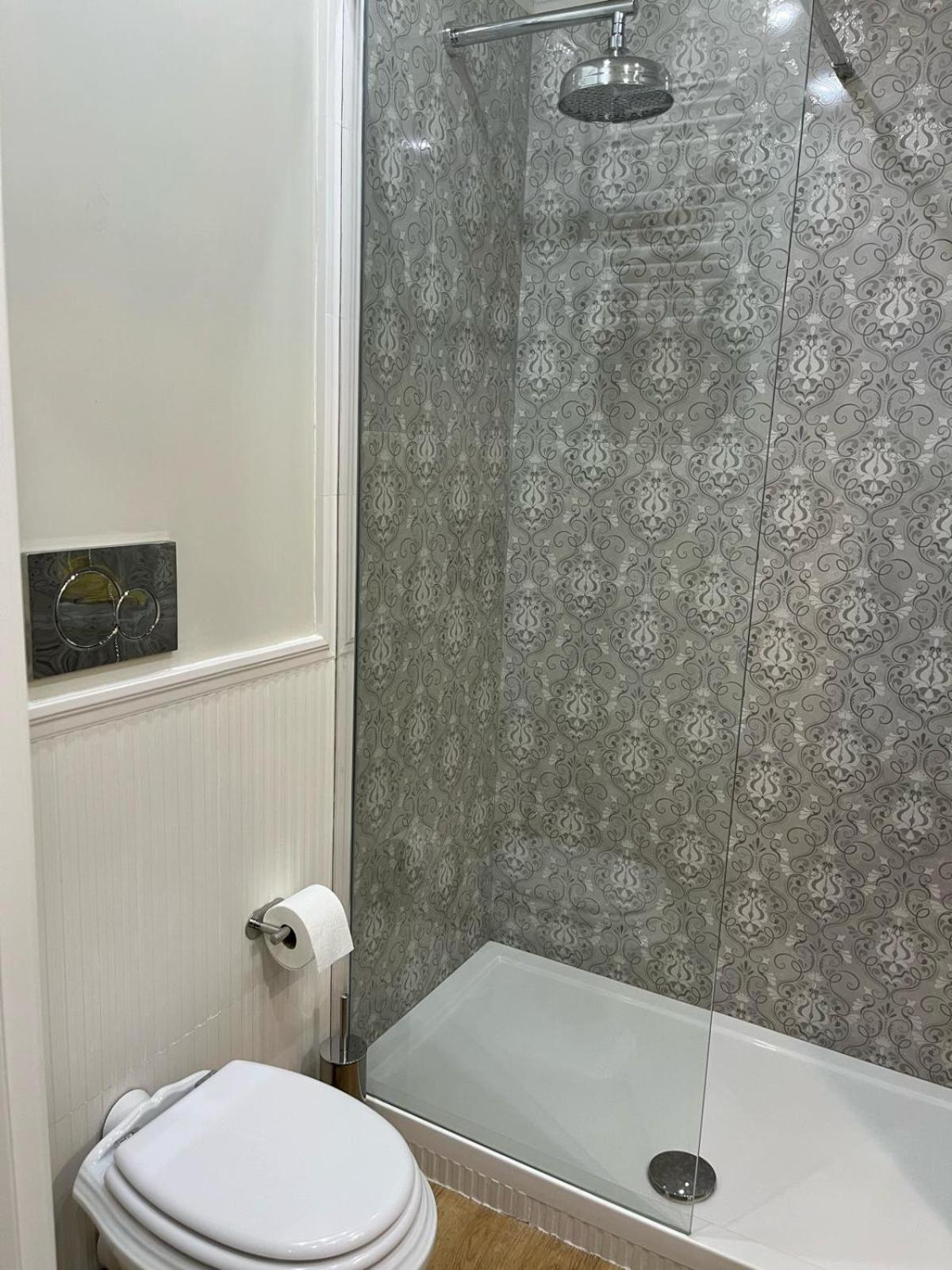 Queen Of Rome Luxury Rooms Εξωτερικό φωτογραφία