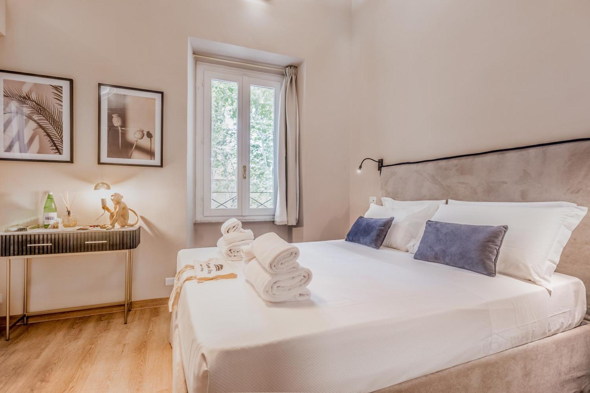 Queen Of Rome Luxury Rooms Εξωτερικό φωτογραφία